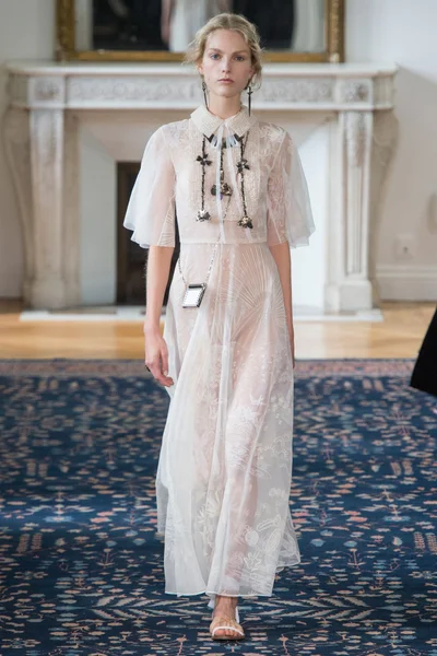 Look 6